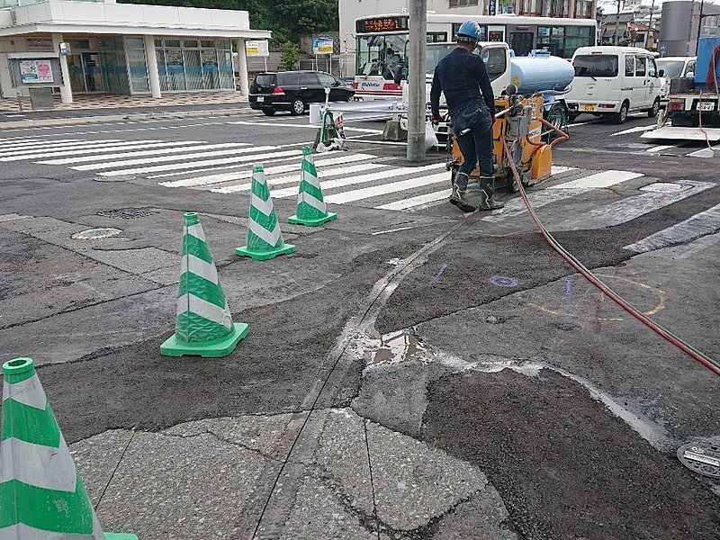 北九州市折尾　ｶｯﾀｰ工事　